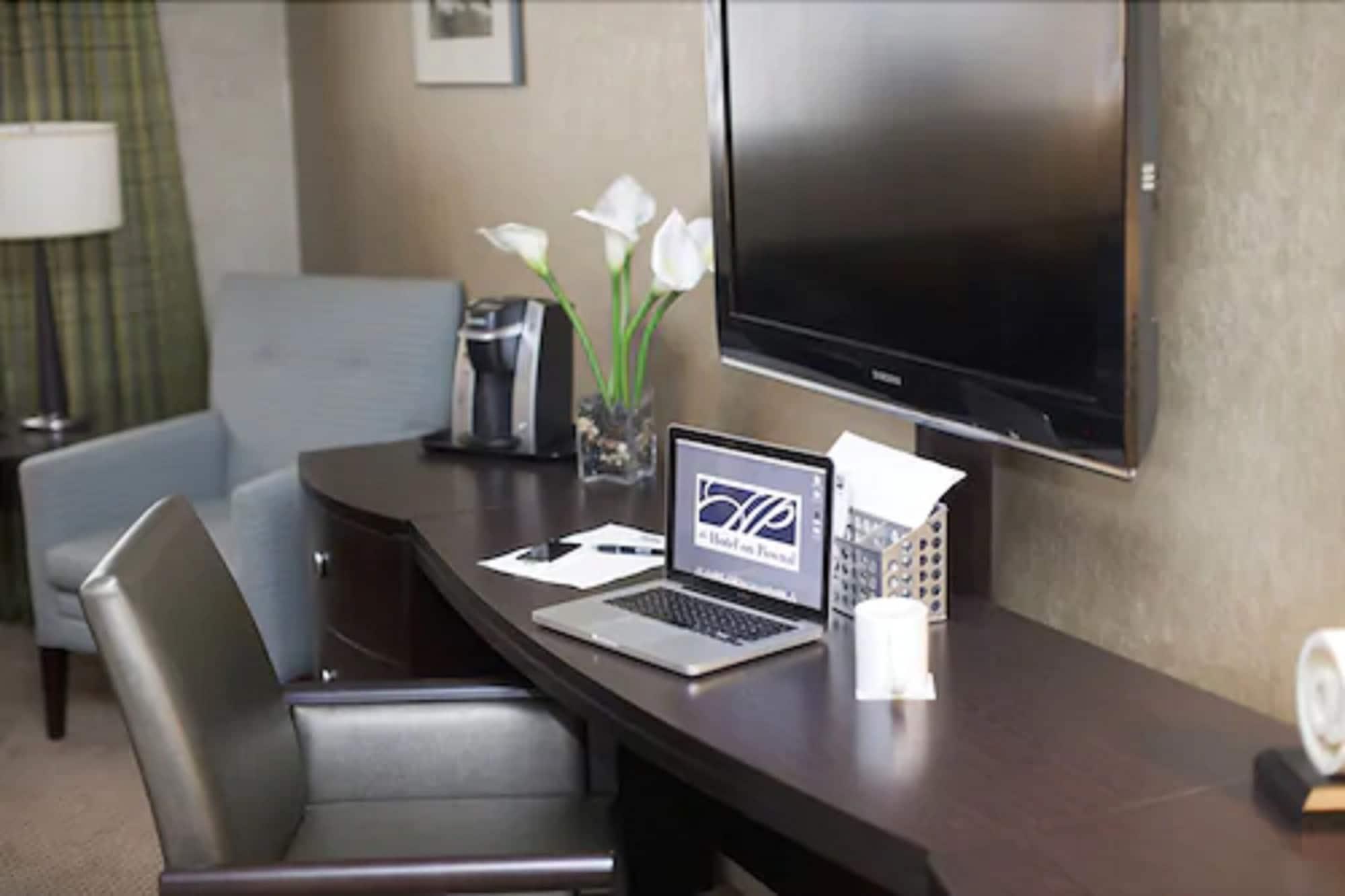 The Hotel On Pownal Charlottetown Ngoại thất bức ảnh