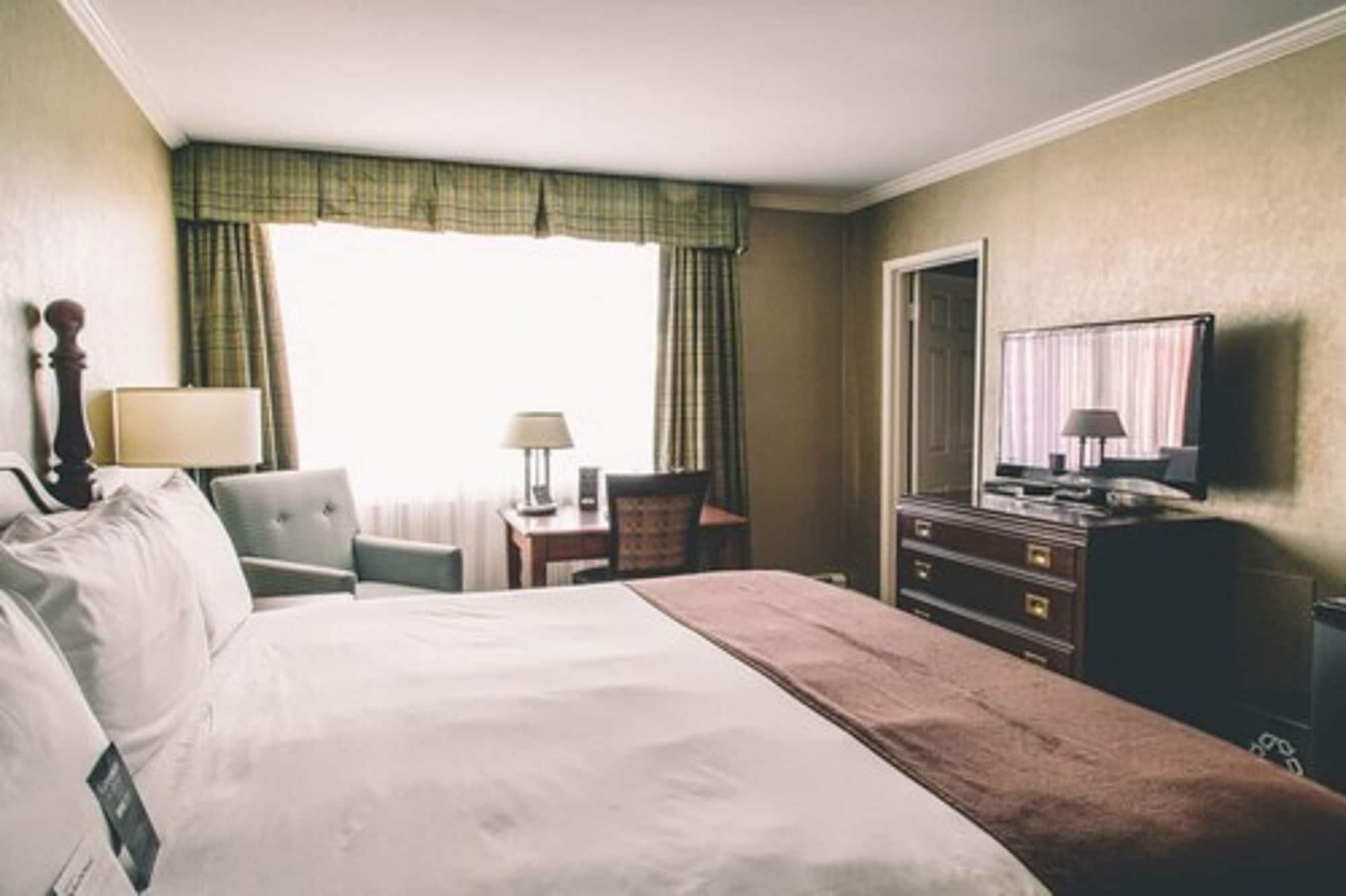 The Hotel On Pownal Charlottetown Ngoại thất bức ảnh