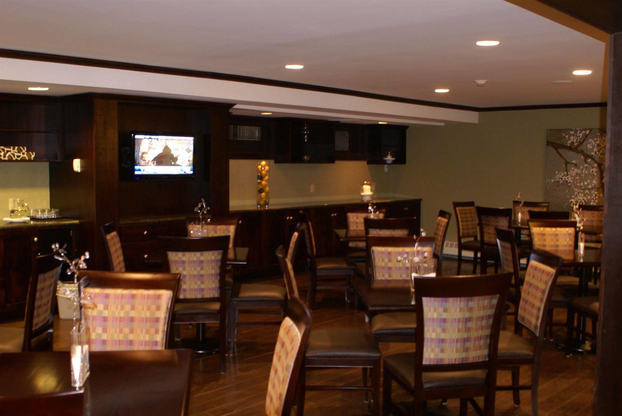 The Hotel On Pownal Charlottetown Ngoại thất bức ảnh